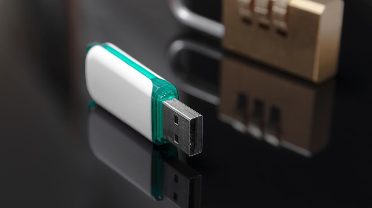 USB-накопитель для 4K-монтажа — BLSP AT